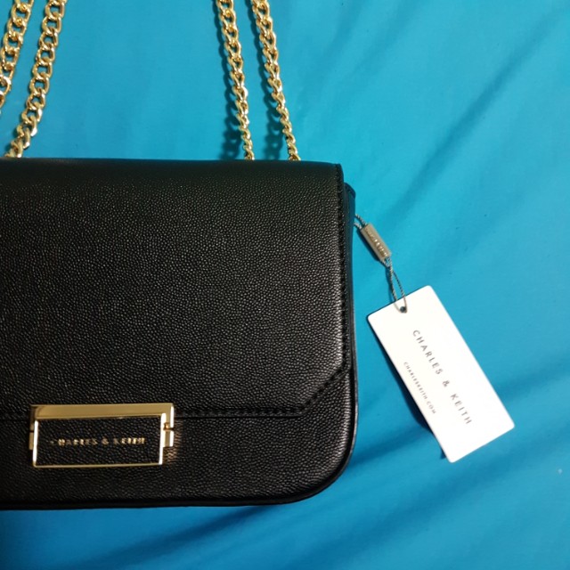 BN Charles & keith gold chain sling bag, Women's Fashion, Bags