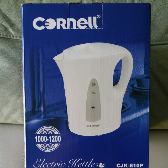 Cornell Electric Kettle (Category: Kettles & Airpots) located in Singapore. Submitted by cleverphoenix_b28af7 (Listing ID 137508708, Image 2). Description: Selling a new set of Cornell electric kettle $40.
