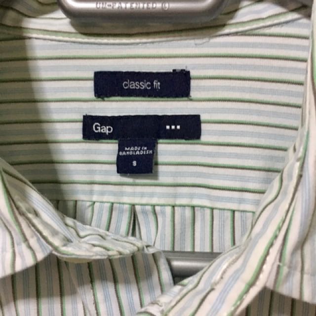 Gap long sleeves (Category: Sleep and Loungewear) located in Quezon City. Submitted by hellow_ria (Listing ID 137551769, Image 2). Description: Blue and green stripes Gap long sleeves, size S in classic fit, still in very good condition.