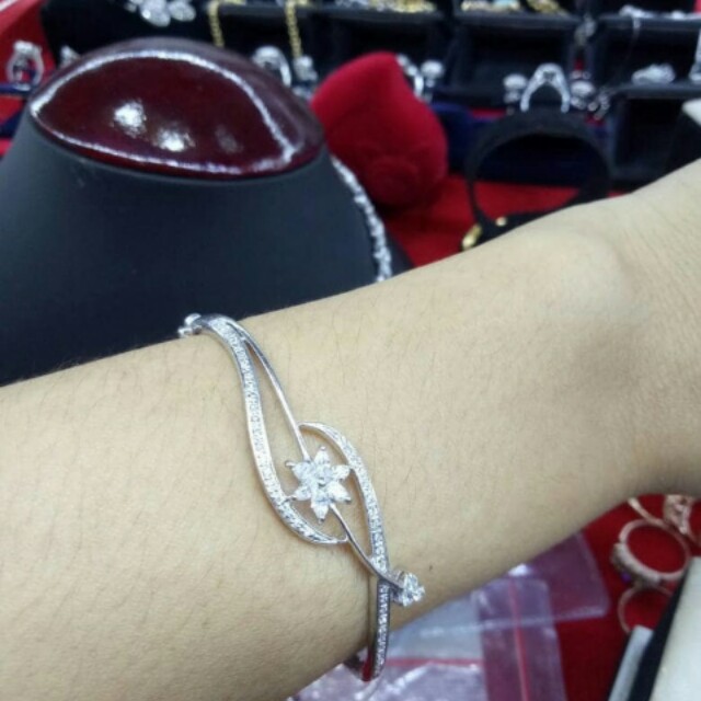 63 Gambar Emas Putih Berlian Terbaik - Gambar Pixabay