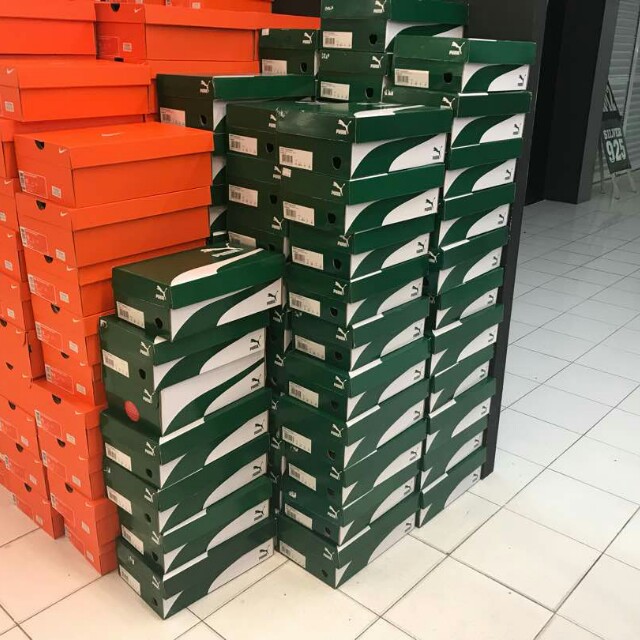 Kotak Kasut Original Sports Other On Carousell