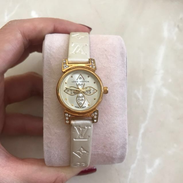 Louis Vuitton Watch, Women's Fashion, Watches On Carousell