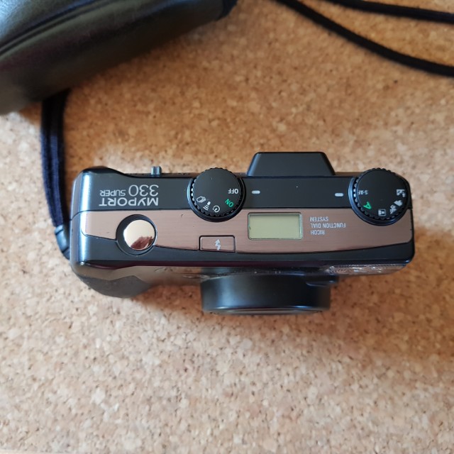 Ricoh MYPORT 330 SUPER (Category: Cameras) located in Laoag. Submitted by tinselbytin (Listing ID 137628425, Image 2). Description: As is and untested. Check online for specs, sample photos and reviews. Cosmetics 9/10 Strap and case included. Add 100 for shipping..