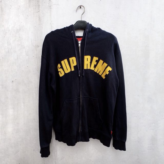 Supreme arc hotsell logo zip hoodie