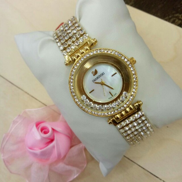 SWAROVSKI, Women's Fashion, Watches & Accessories, Watches on Carousell