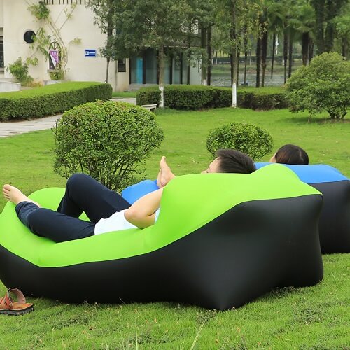 inflatable hangout bed