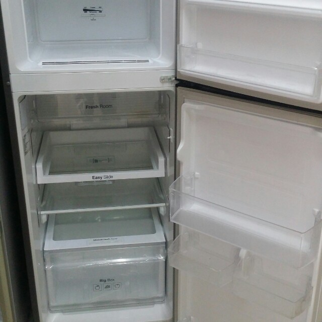 Used Samsung digital inverter (energy saving) 2d fridge peti sejuk peti ais double door