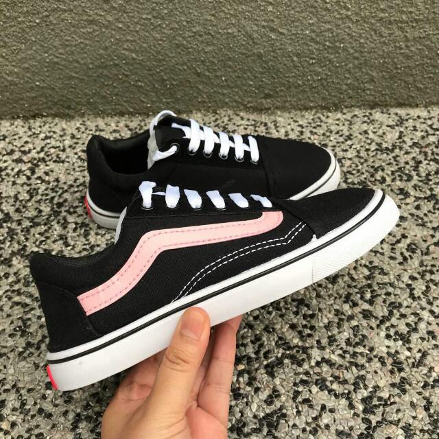 vans shoes black and pink