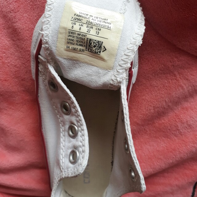 Converse size for 1 year old best sale