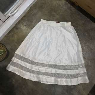 Fururistik skirt