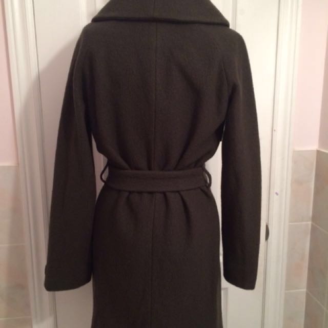 Aritzia Babaton Sian wool coat Women s Fashion Clothes on Carousell