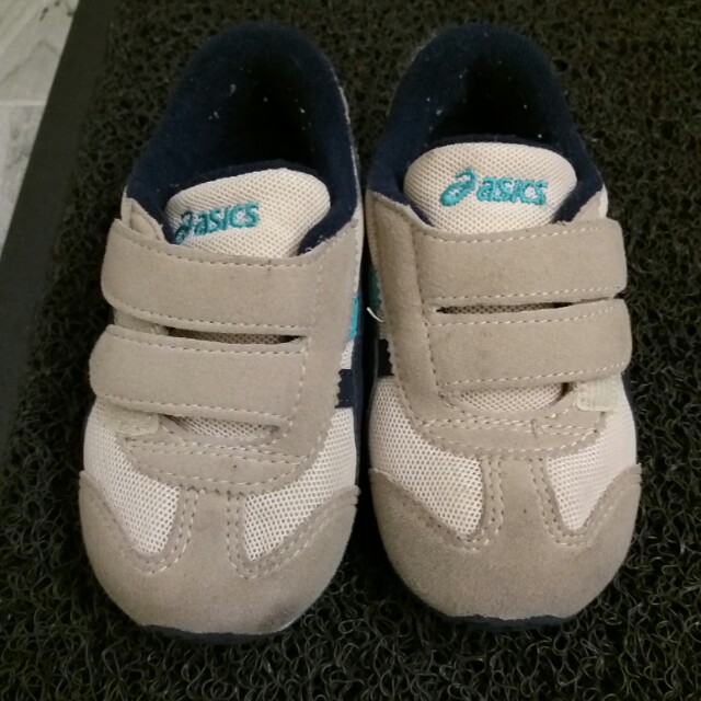 asics trainers