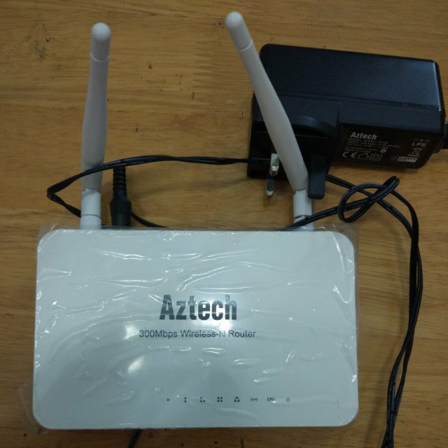 Aztech 300mpbs wifi router model WL889RT4, Computers & Tech, Parts ...