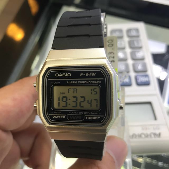 Casio top f91 silver