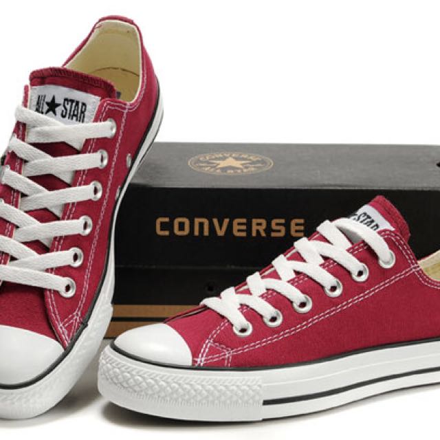 converse maroon sneakers