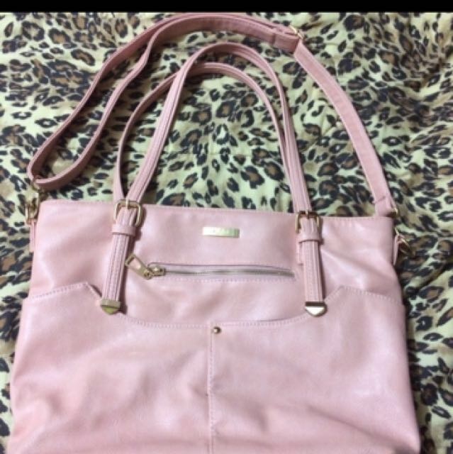 Elphe Handbag Women S Fashion Bags Wallets On Carousell