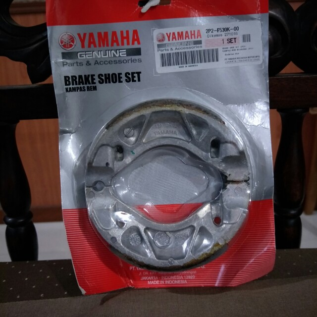 Yamaha fzs brake shoe price sales