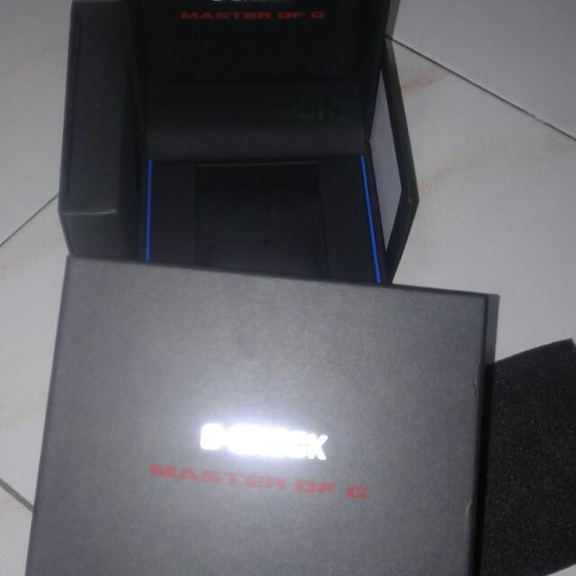 G Shock Watch Case/ Box, Mobile Phones & Gadgets, Wearables & Smart Watches on Carousell