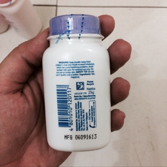 johnson's baby powder 25g price