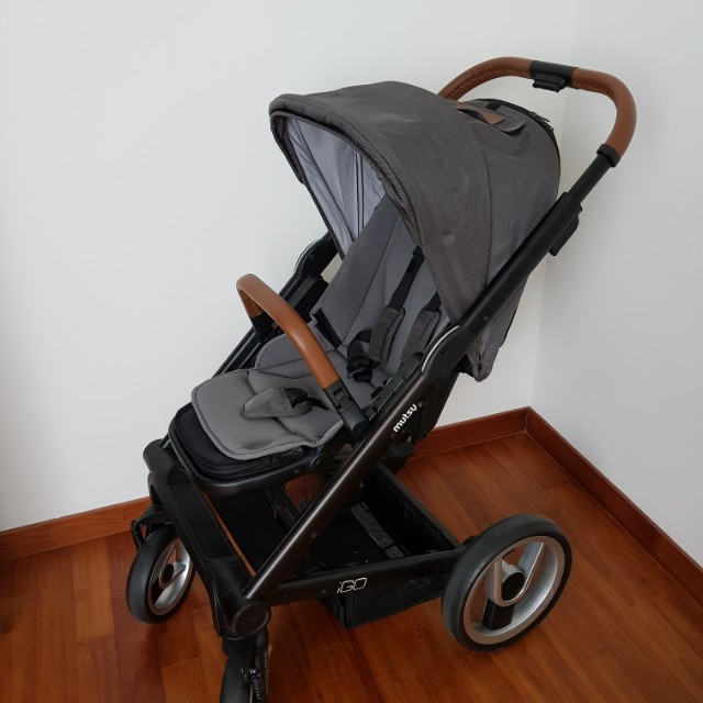 Mutsy Igo Urban Nomad stroller excellent condition Babies