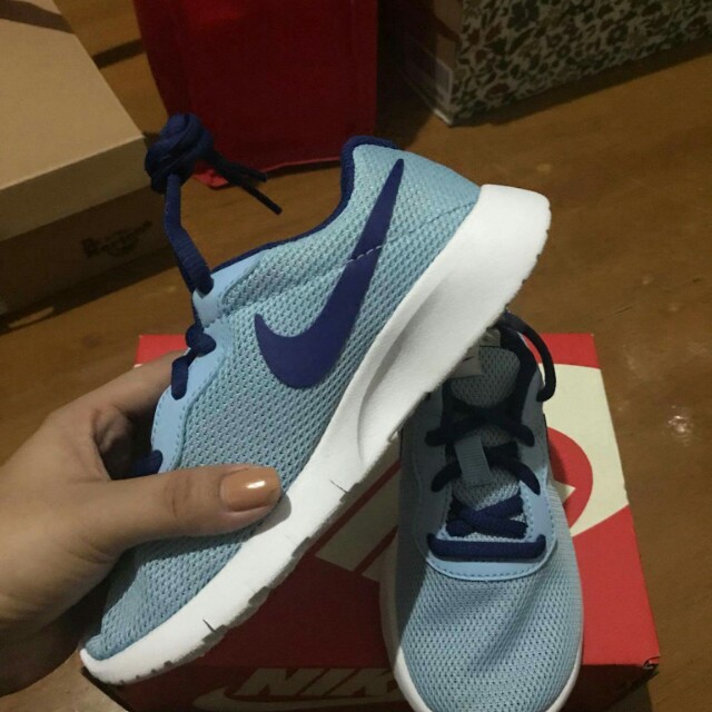 nike tanjun 12c