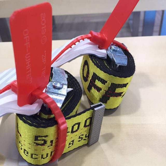 Off white shop belt 120 cm