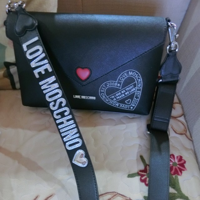 Origin LOVE Moschino Sling Bag Black 