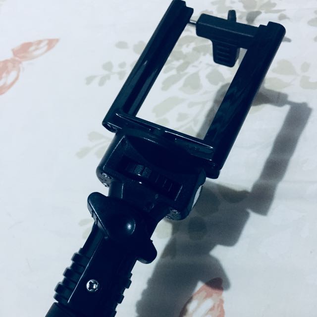 Yunteng Monopod (Category: Tripods & Monopods) located in Makati City. Submitted by wja_closet (Listing ID 137838532, Image 3). Description: .