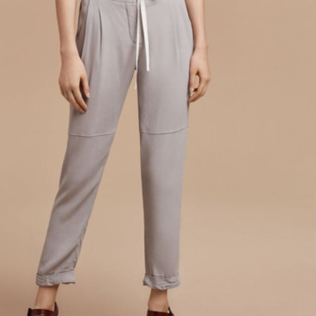 Aritzia Wilfred Aries Silk Pants, Women's Fashion, Clothes on Carousell