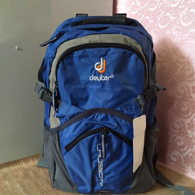 deuter cross city backpack