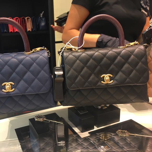 BNIB Chanel Mini Coco Handle Bag Black W/ Lizard Skin Handle, Luxury, Bags  & Wallets on Carousell