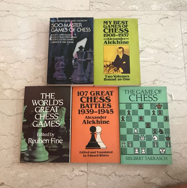 Chess Book: 107 Great Chess Battles 1939 1945 by Alexander 