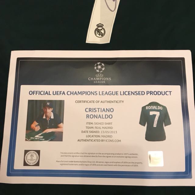 Signed shirt of Cristiano Ronaldo (Real Madrid) supports ADDHU