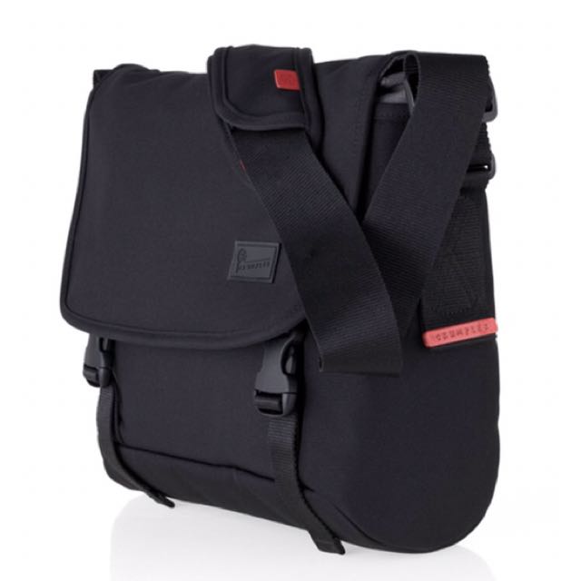 Crumpler Messenger Bag (15inch laptop), Men's Fashion, Bags, Briefcases ...