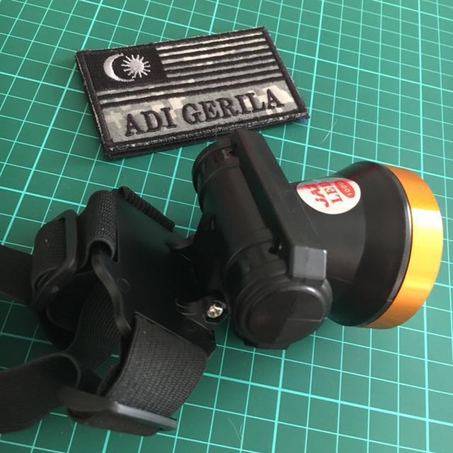 Dimmer Rechargeable Headlamp, Sports Equipment, Exercise & Fitness