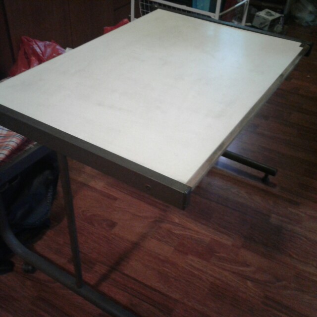FINAL CALL! Computer table - Sitoca (Category: Tables & Sets) located in Singapore. Submitted by osyen (Listing ID 138032070, Image 1). Description: Get this amazingly durable table before it's gone! 71 cm depth X 99 cm width x 69 cm height From blk 694 Jurong West Central 1..