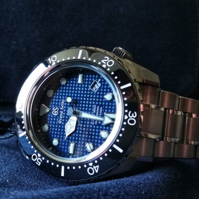 Grand Seiko SBGH257 Limited, Luxury, Watches on Carousell