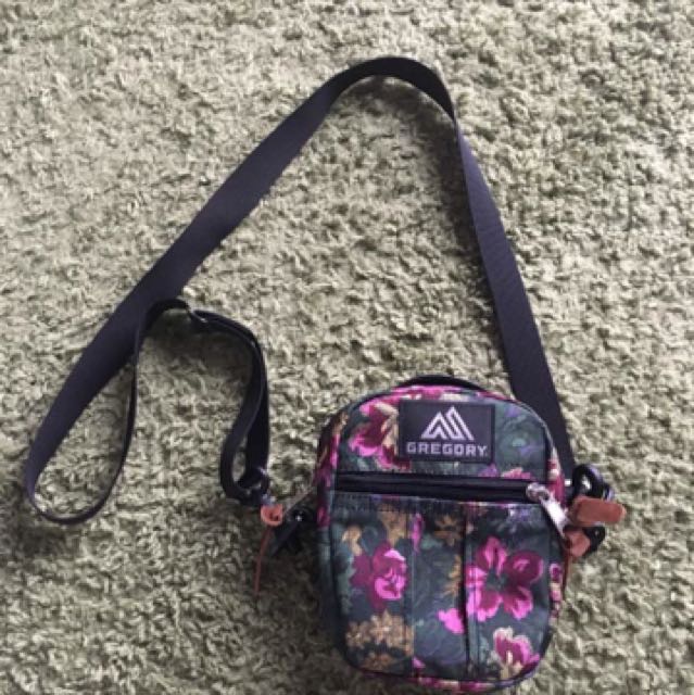 Gregory sling bag size s