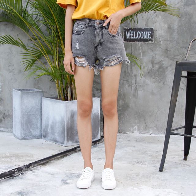 rip jeans short style