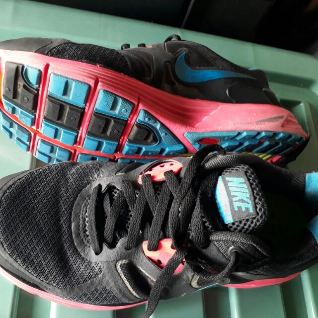 womens fashion nike sneakers