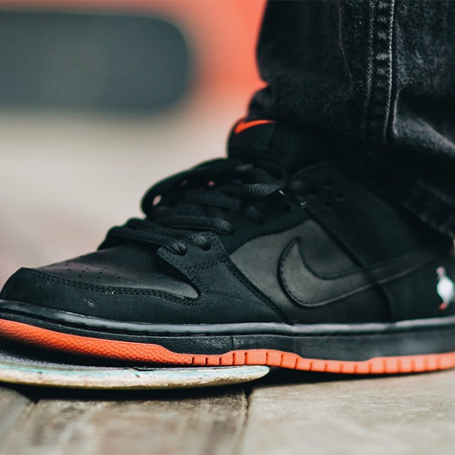 nike sb dunk low pro black pigeon