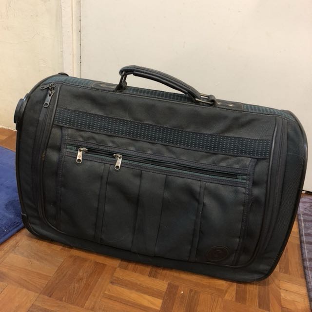 samsonite two wheel carry on