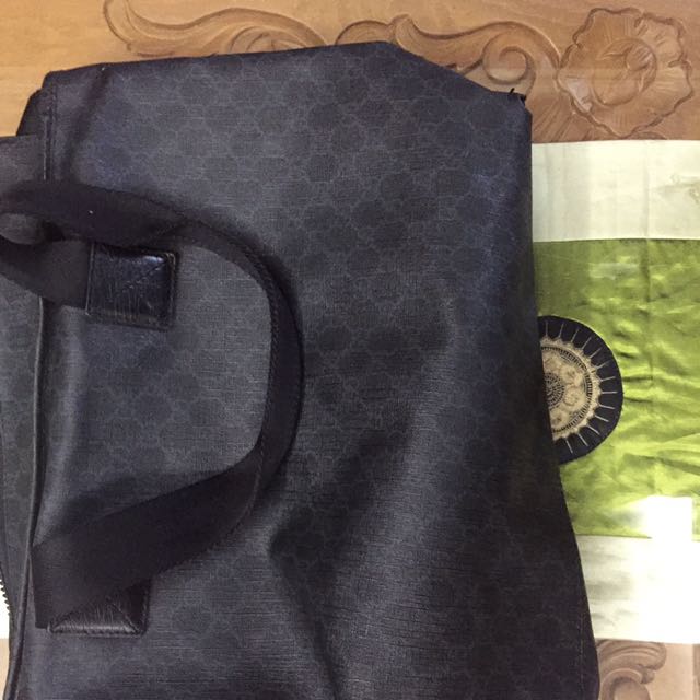 sling bag gucci original
