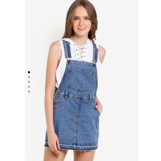 supre pinafore