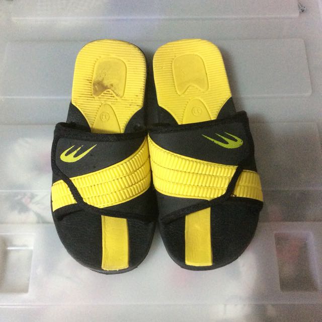 world balance slippers