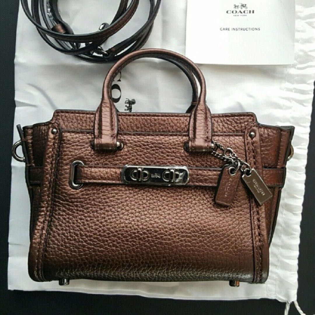 Coach outlet swagger price