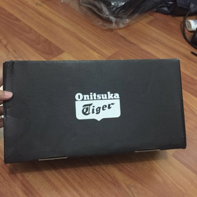 Box onitsuka original sale