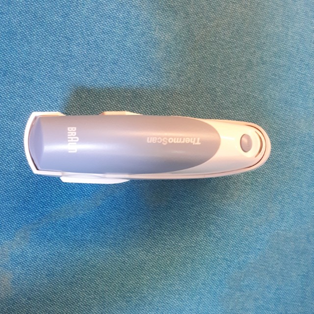 Braun ear thermometer thermoscan model 6022, Health & Nutrition, Health