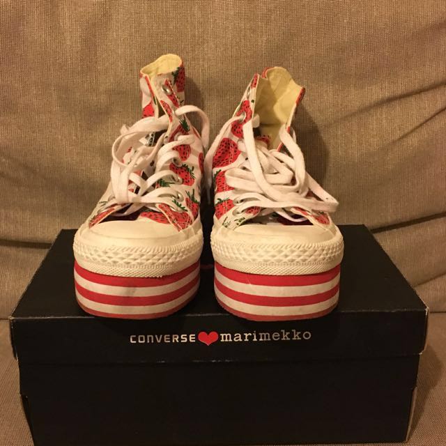 strawberry platform converse