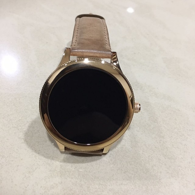 URGENT Fossil Smart Watch GEN 3 SMARTWATCH Q VENTURE SAND LEATHER Mobile Phones Gadgets Wearables Smart Watches on Carousell
